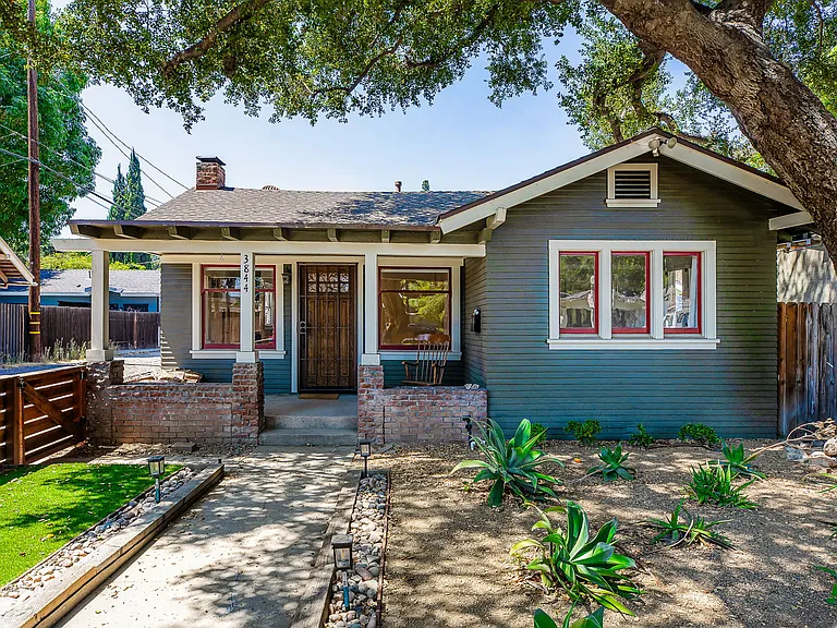 3844 Linwood Pl — Photo 6