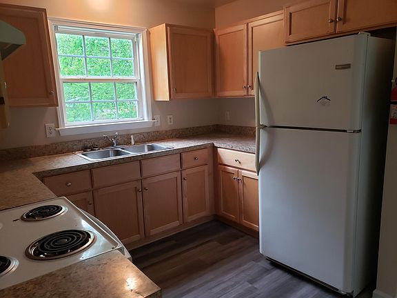 5th image of 1519 Elmwood Ave #1519