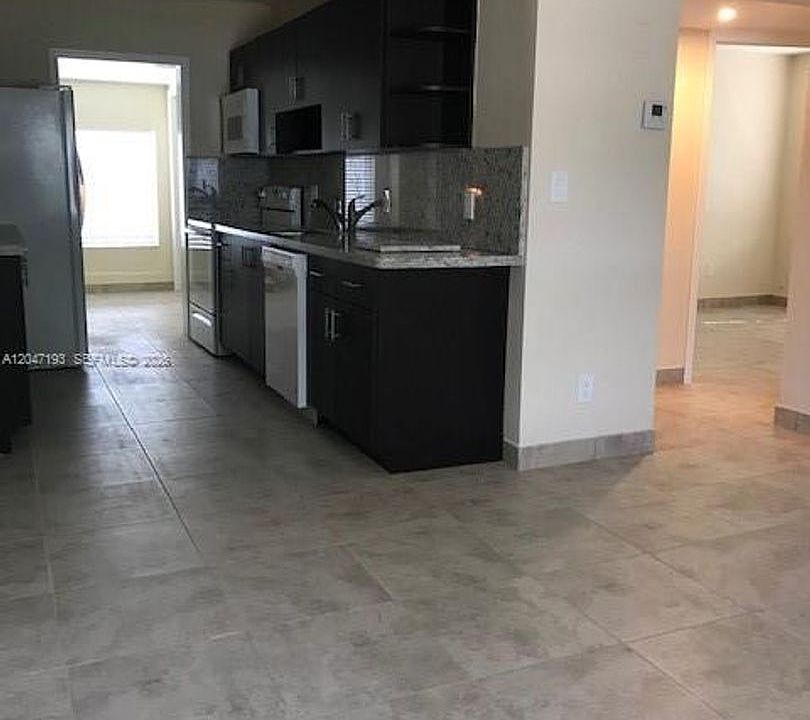 1st image of 1632 NE 183rd St #1632