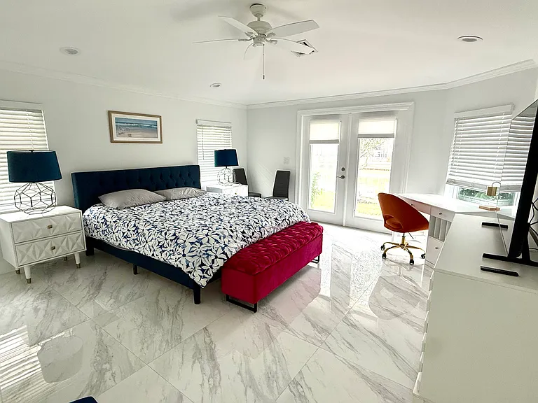 455 Bayside Ave — Photo 6