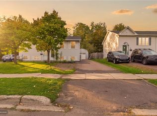 84 Glencoe Dr, Moncton, NB E1A 6P6