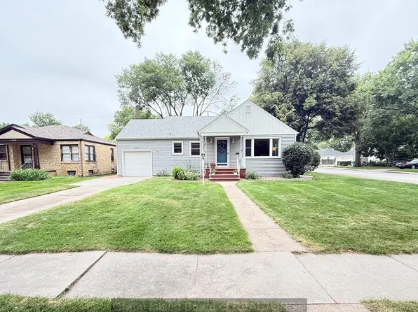 2204 W Koenig St, Grand Island, NE 68803