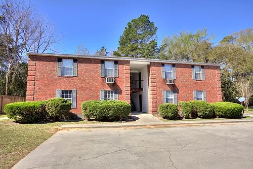 120 Engleside St Photo 1