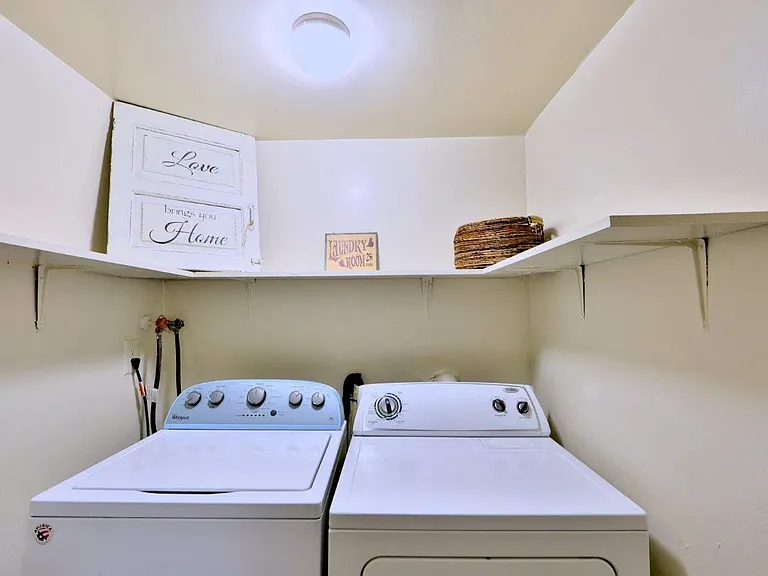 Taylor Park Apartment Homes — Photo 16