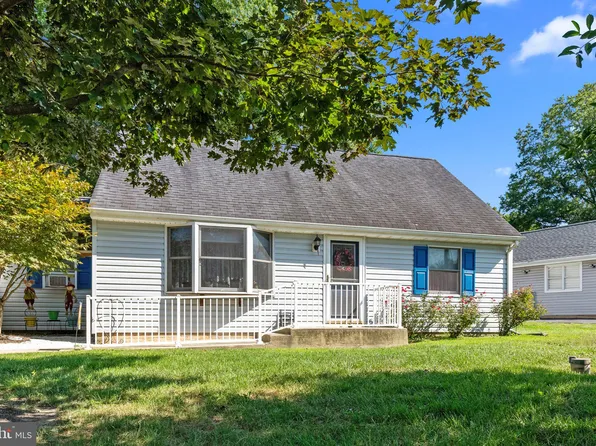 272 Oxford Valley Rd, Yardley, PA 19067