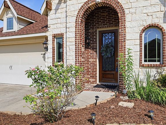 3rd image of 5800 New Ballinger Dr