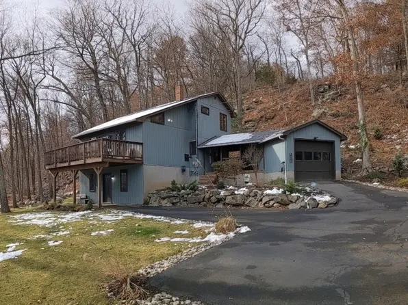 106 Lounsberry Hollow Rd, Vernon Twp., NJ 07461