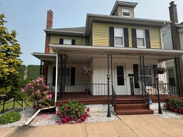 321 E Shamokin St, Trevorton, PA 17881