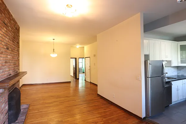 Rented by Douglas Elliman | media 15