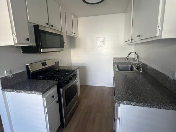 2121-2 N Verdugo Rd #217