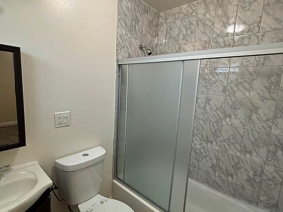 5th image of 526 W 87th St