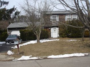 191 Tarpon Ave, Medford, NY 11763