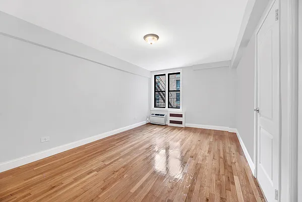 Rented by Bond New York | media 10