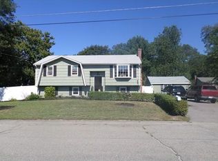 40 Pomona Dr, Brockton, MA 02302