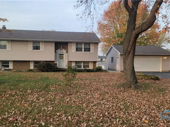 1080 Level Dr, Fremont, OH 43420