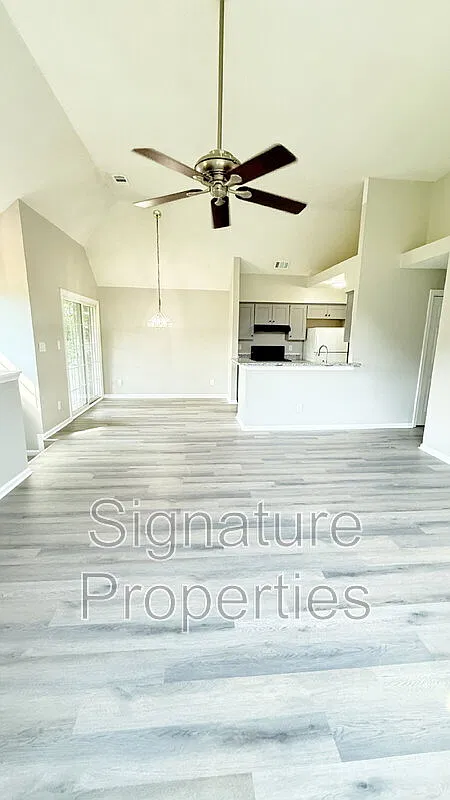 2 bed, 2.0 bath, 1015 sqft, $1,800 — Photo 4