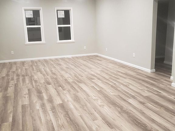 3rd image of 511 N Jefferson Ave