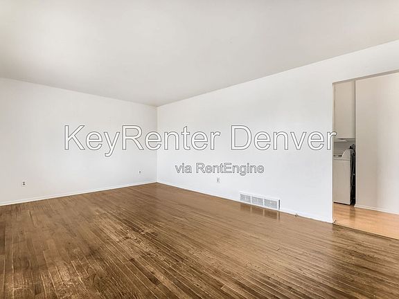 3rd image of 4282 W Virginia Ave