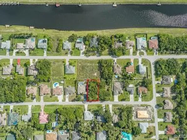 1525 SW Underwood Ave, Port Saint Lucie, FL 34953