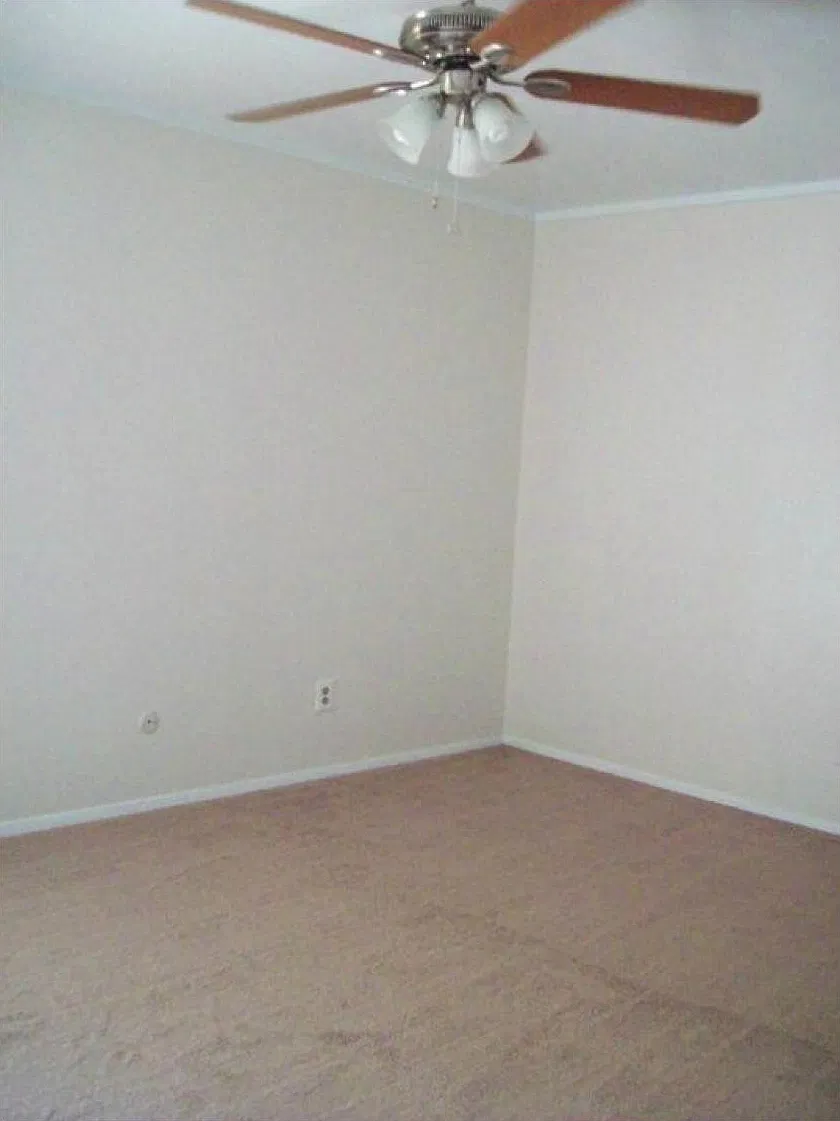 12834 Midway Rd — Photo 4
