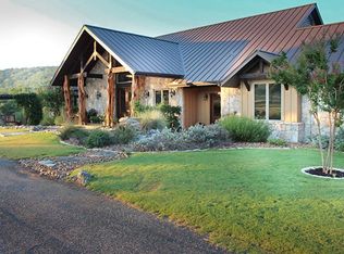 100 1120th Spur, Kerrville, TX 78028