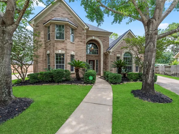 203 Jewel Park Ln, Houston, TX 77094
