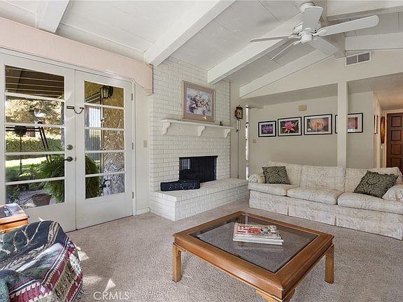 5th image of 2 Northwood Commons Pl