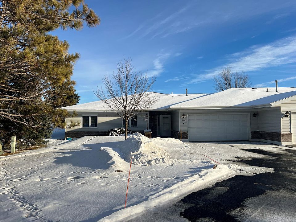 1st image of 3116 Maple Leaf Ct NW
