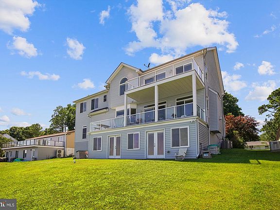 5th image of 12824 Bay Dr