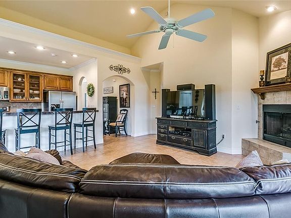 5th image of 1324 Preston Trail Ct
