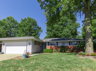 2111 S Park Ave, Springfield, IL 62704