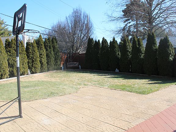 2nd image of 707 Francis Dr