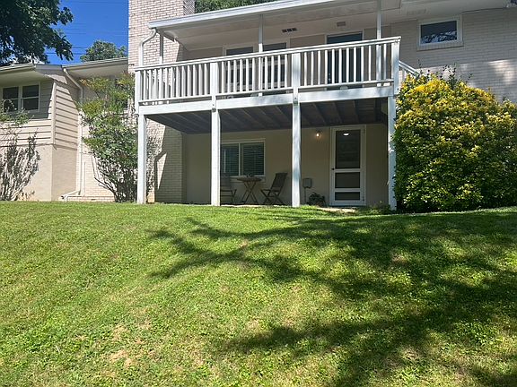 2nd image of 4 Ellenwood Dr