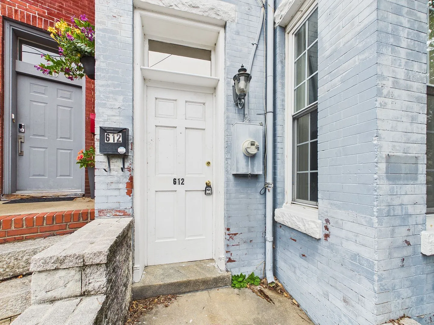 3 bed, 2.5 bath, 1844 sqft, $2,195 — Photo 2