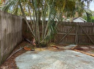 9355 Cherry St, Sebastian, FL 32976