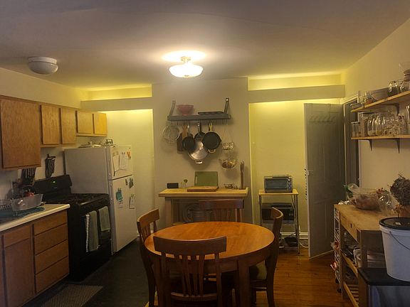 4th image of 507 Woodland Ter Floor 3