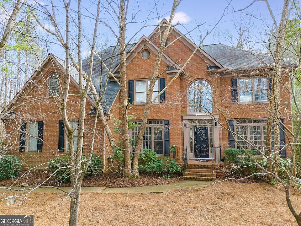 1st image of 785 Charleston Dr