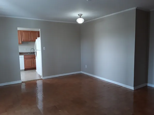 (undisclosed Address), Baltimore, MD 21206