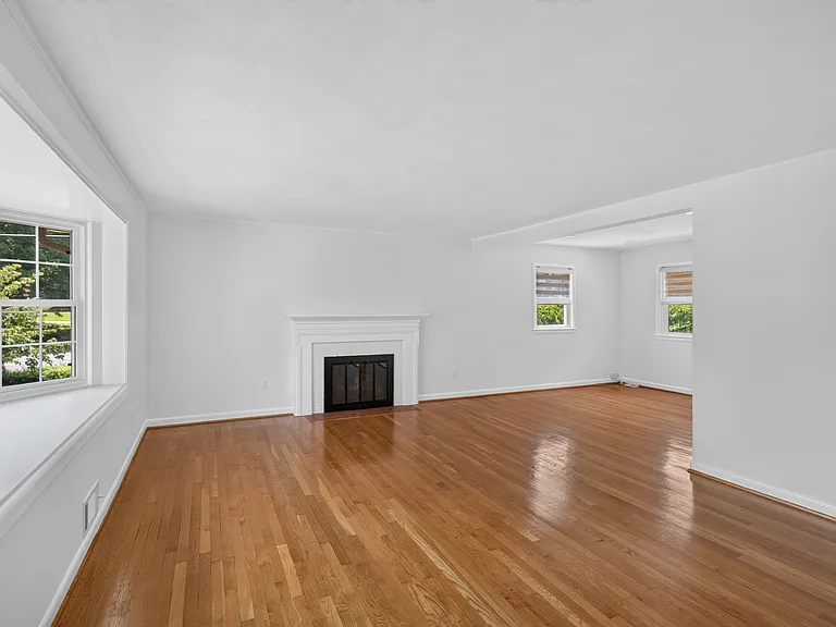 6824 Felix St — Photo 6