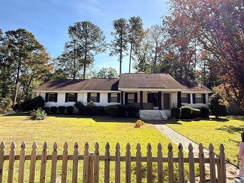 1st image of 664 Magnolia Drive