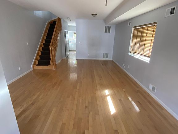 4th image of 39 Meadow Ln Floor 2