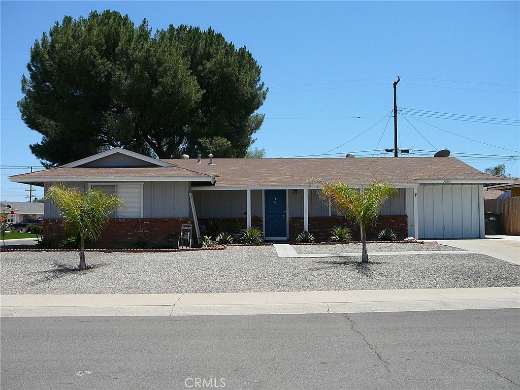 25891 Plum Hollow Dr