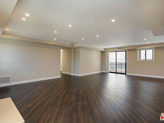 2nd image of 1211 9th St Unit 200