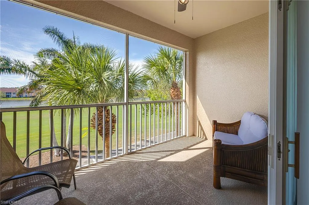 2 bed, 2.0 bath, 1194 sqft, $4,750 — Photo 3