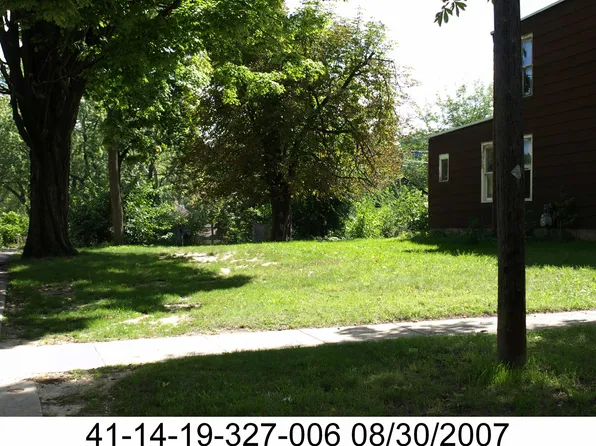 746 Clancy Ave NE, Grand Rapids, MI 49503