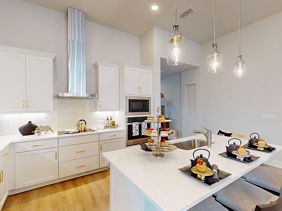 6th image of this home