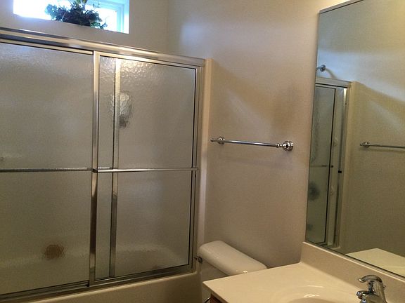 4th image of 3211 Whirlaway Ct