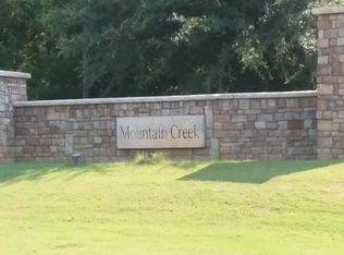 2642 Hannah Dr, Deatsville, AL 36022