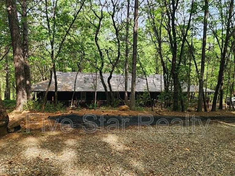 12896 Rices Crossing Rd #A — Photo 5