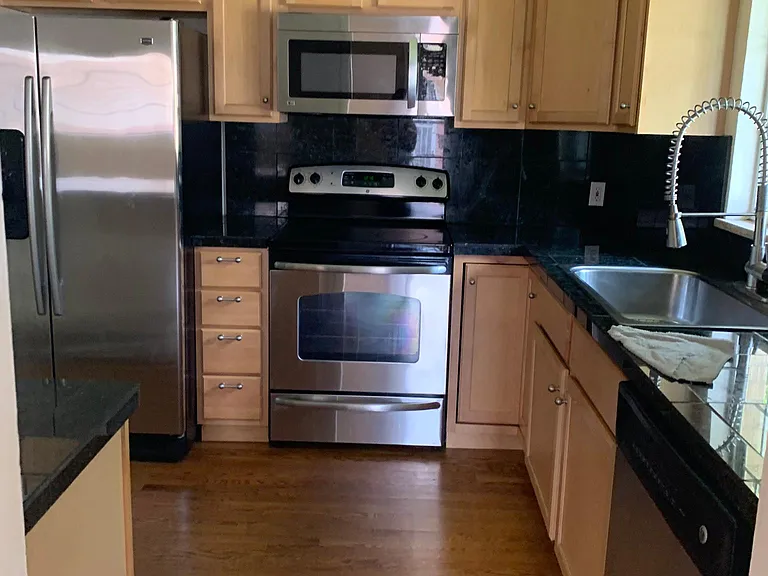 3242 W 28th Ave — Photo 4